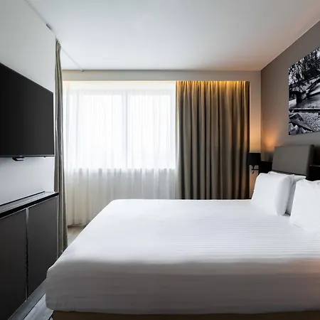 Ac Porte Maillot By Marriott 4* Parigi