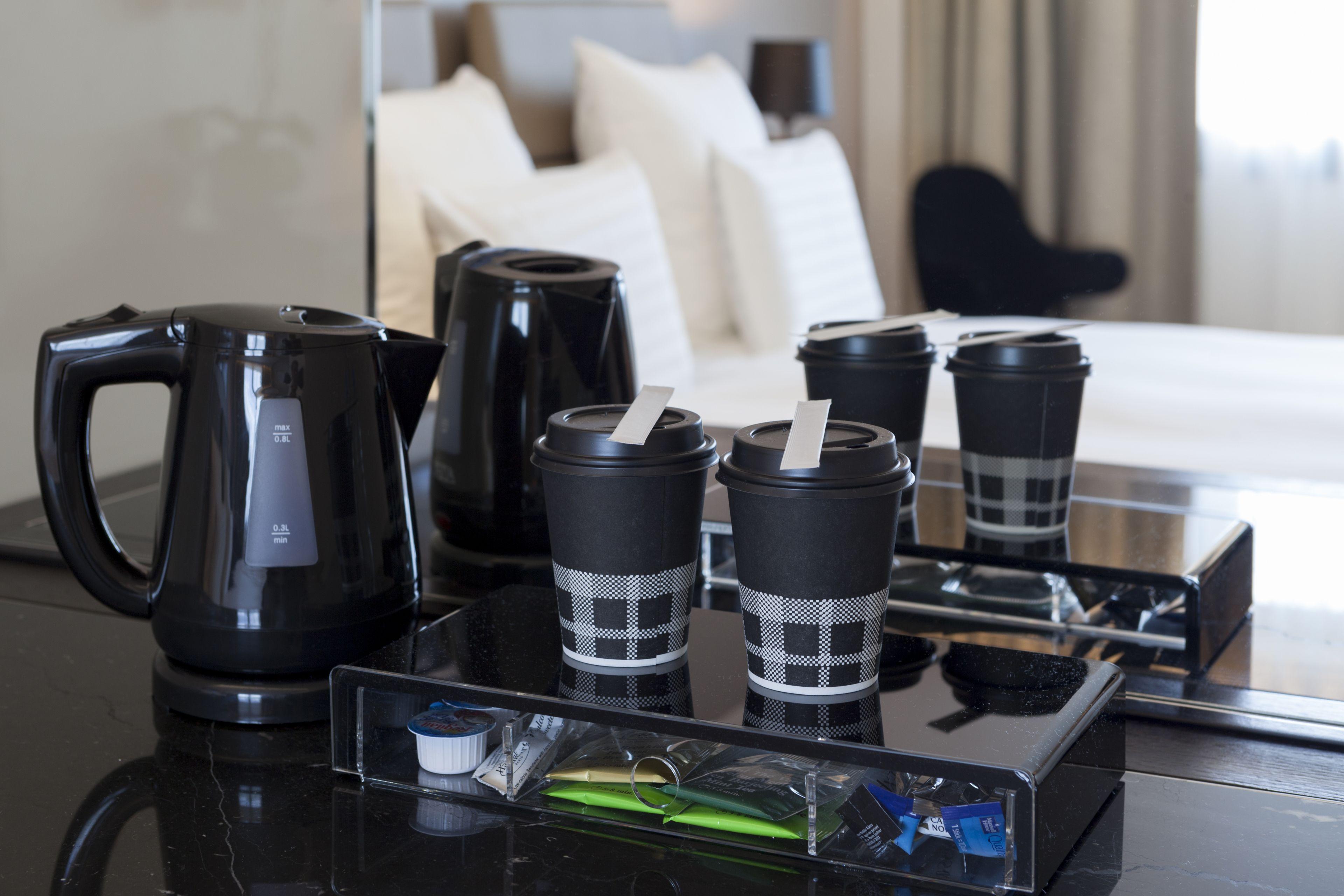 Hotel Ac Porte Maillot By Marriott 4*